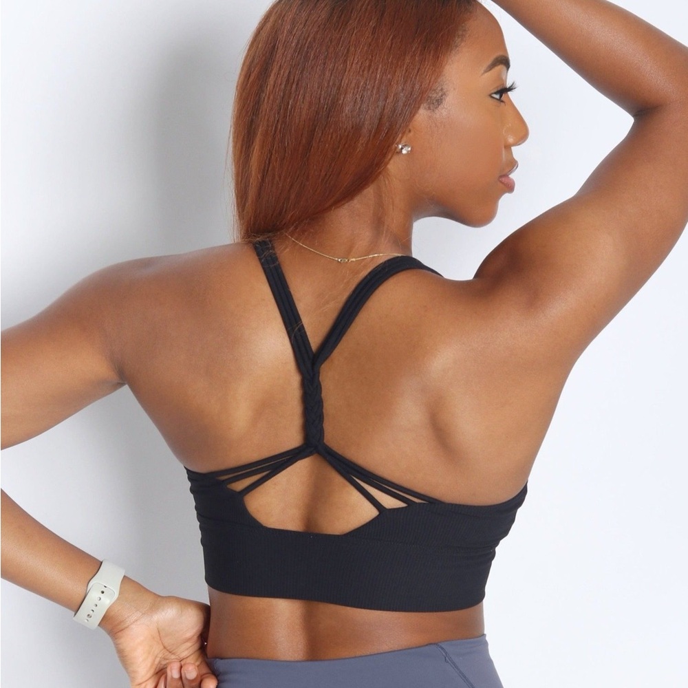 Blackout Ribbed Strappy Back Sports Bra